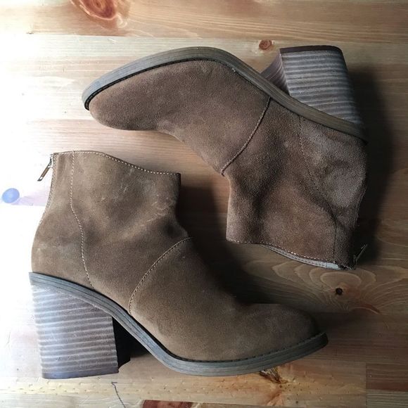 Steve Madden brown suede heeled ankle boots - Picture 3 of 9